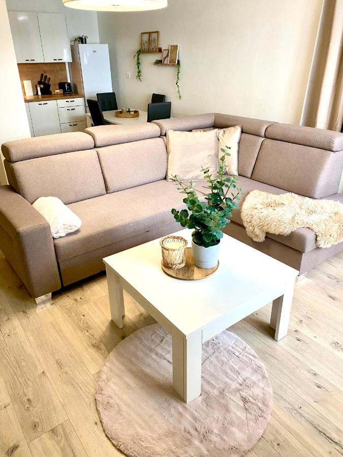 The Elite Suite Downtown A/C & Garage Parking Bratislava Ngoại thất bức ảnh